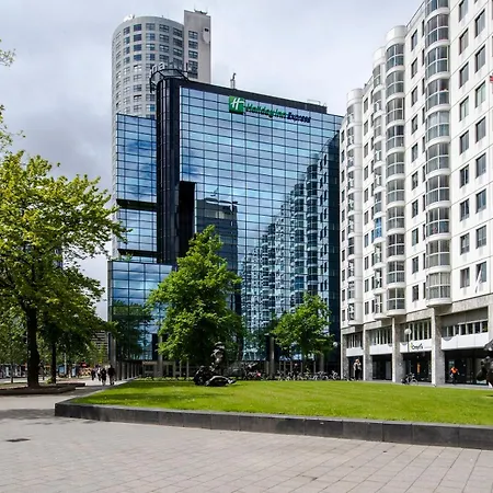 Express - Station By Ihg Hotel 3*